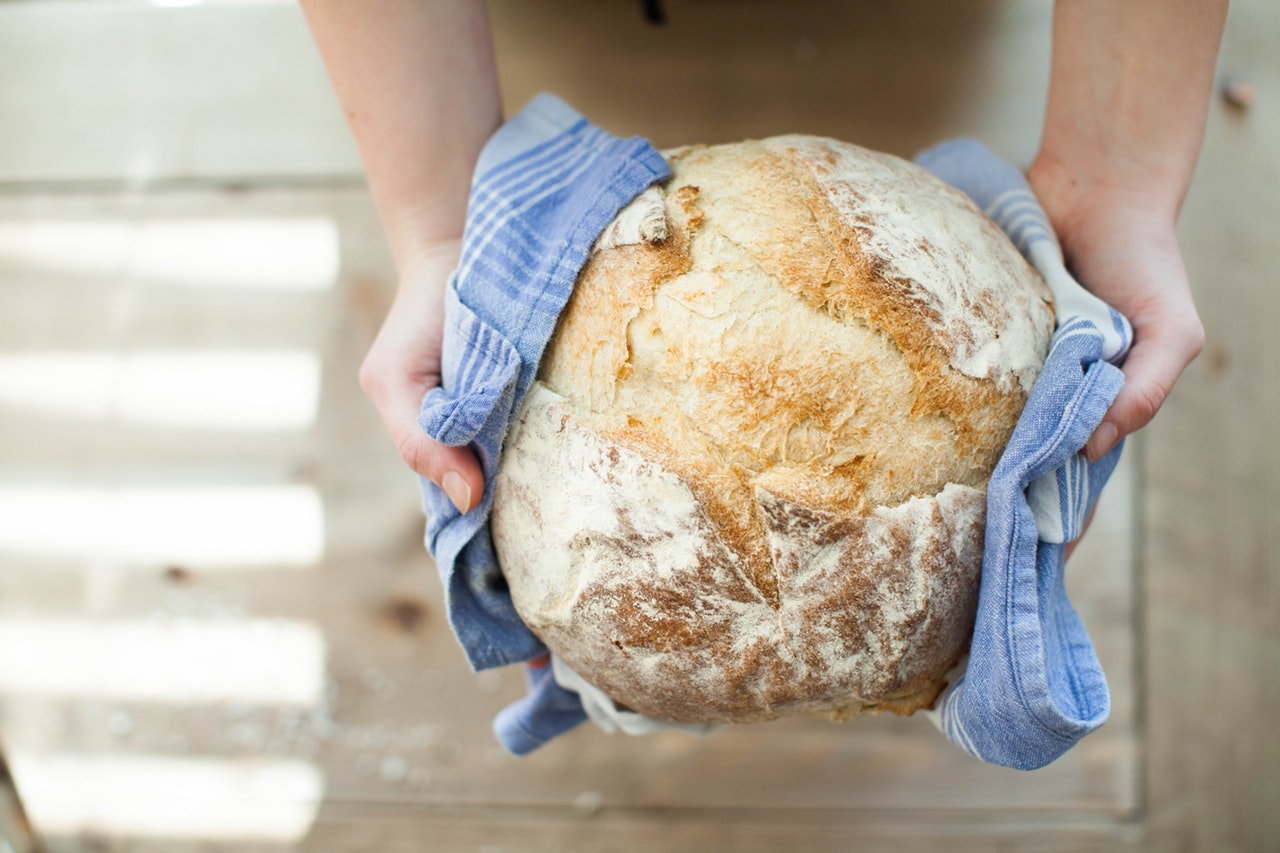 The Best Bread Boxes – 2022 Buyer’s Guide & Reviews